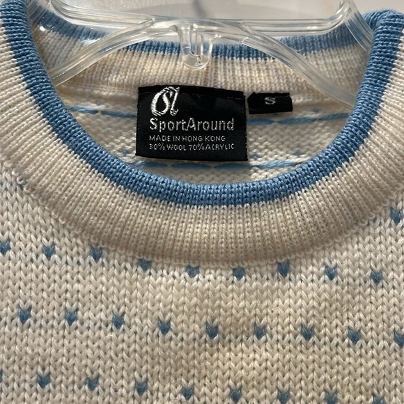 Ski sweater Small wool & acrylic new never worn matching cap included - Picture 2 of 4